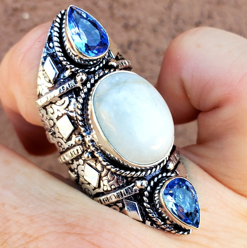 New Rainbow Moonstone & Blue Topaz 925 Silver Statement Ring.